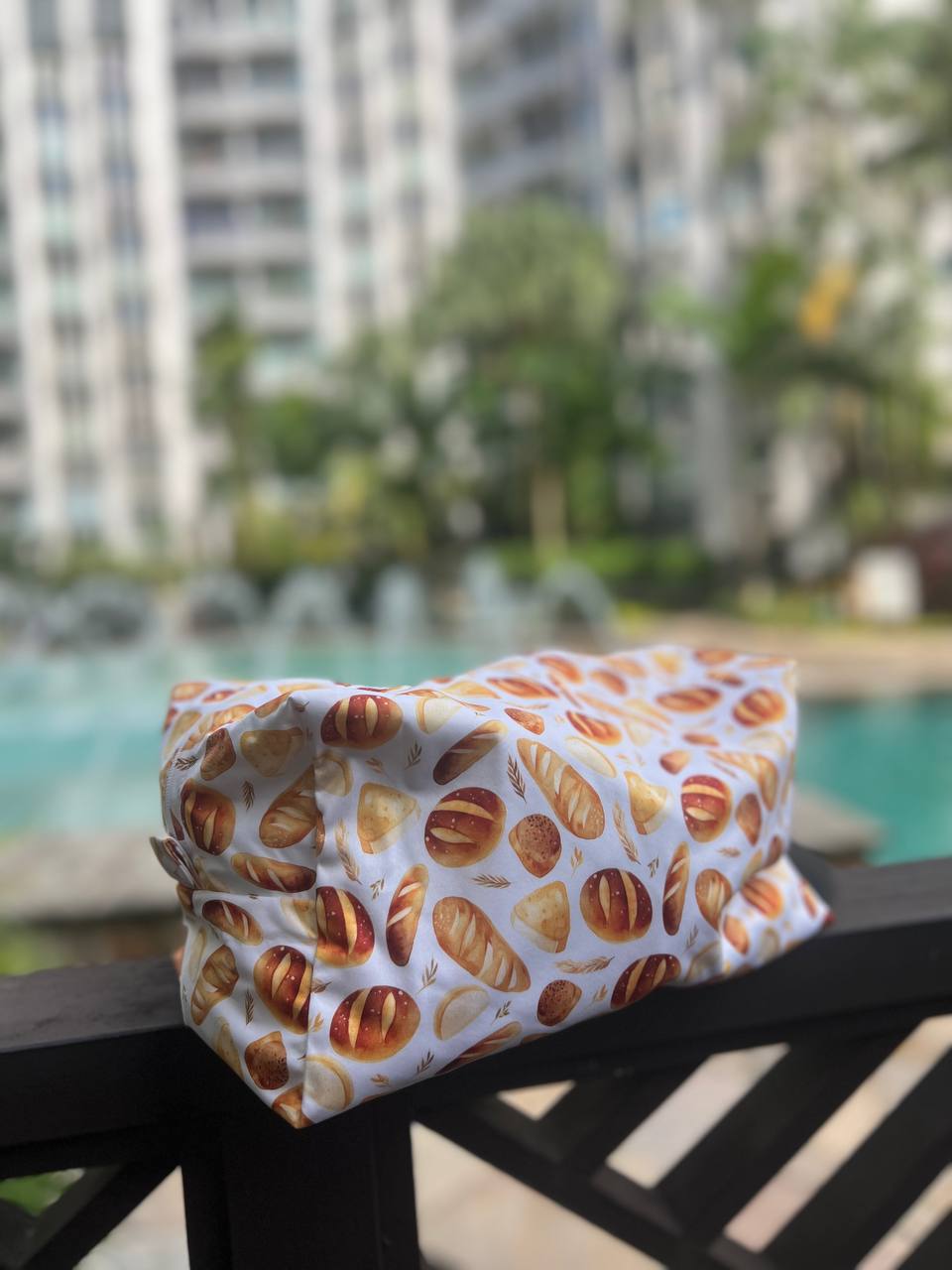Outings Pod - Loaf at First Sight