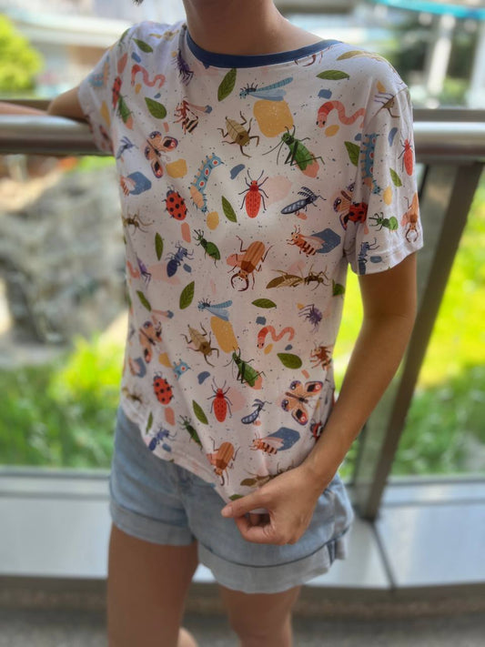 Adult T-shirt - Bugging Out