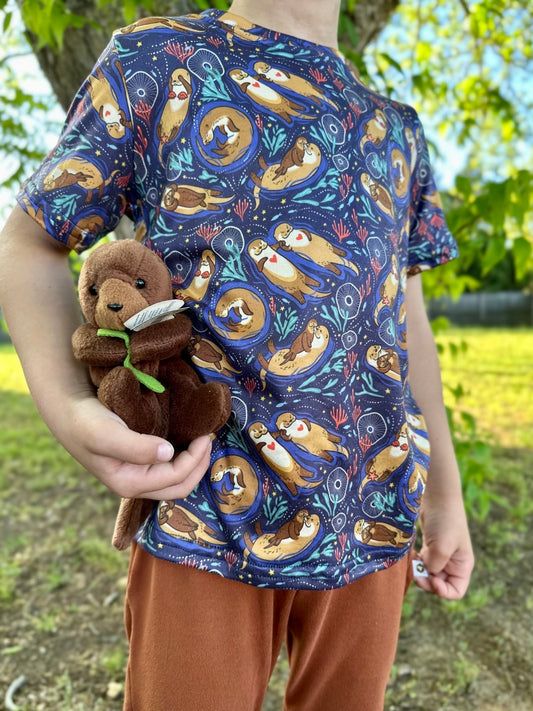 T-shirt - Otterly in Love **EXCLUSIVE**