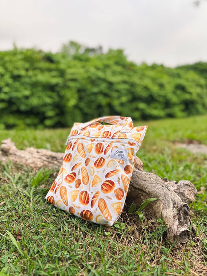 Small Everyday Wet Bag - Loaf at First Sight
